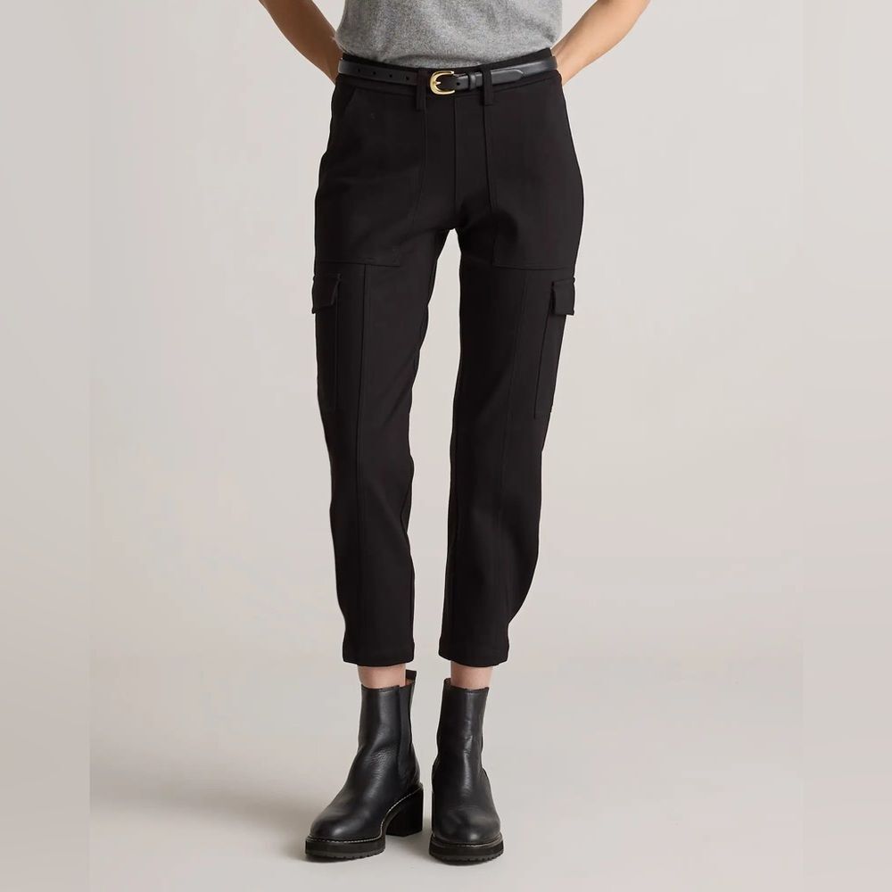 NWOT Quince Black Ultra-Stretch Ponte Tapered Cargo Pants Size Large